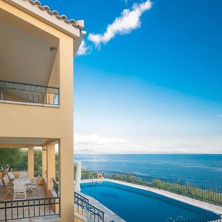 Villa Spyros Ниссаки Экстерьер фото