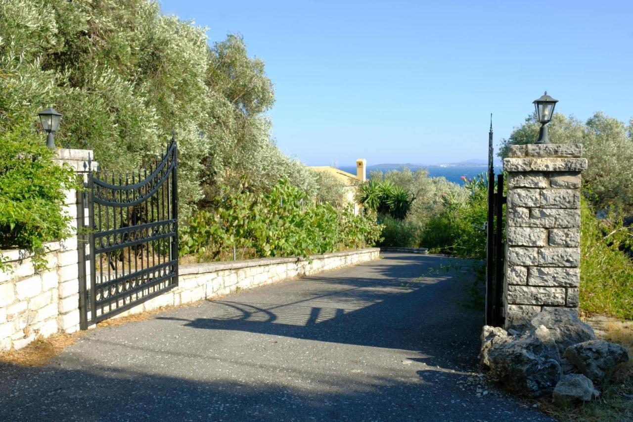 Villa Spyros Ниссаки Экстерьер фото